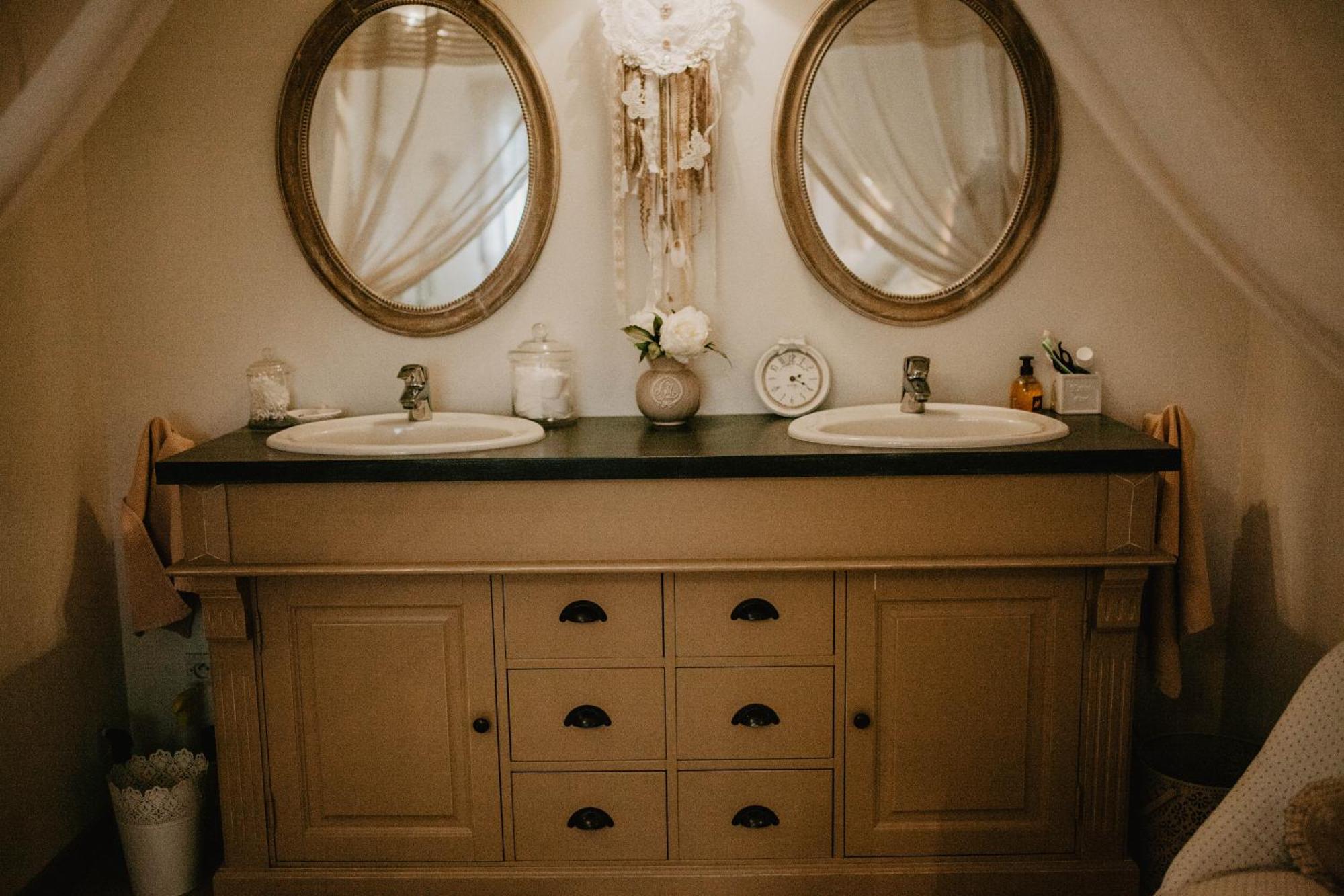 Bed and Breakfast Chez Geraldine Montels  Екстер'єр фото